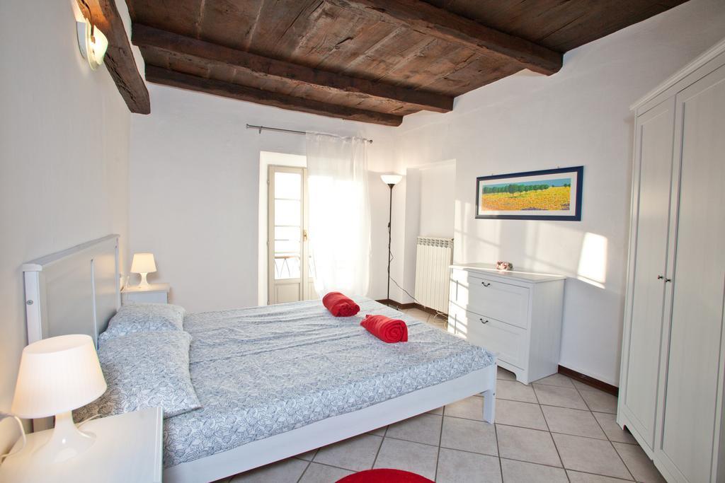 -Ortaflats- Appartamenti Imbarcadero & Palazzotto Orta San Giulio Habitación foto